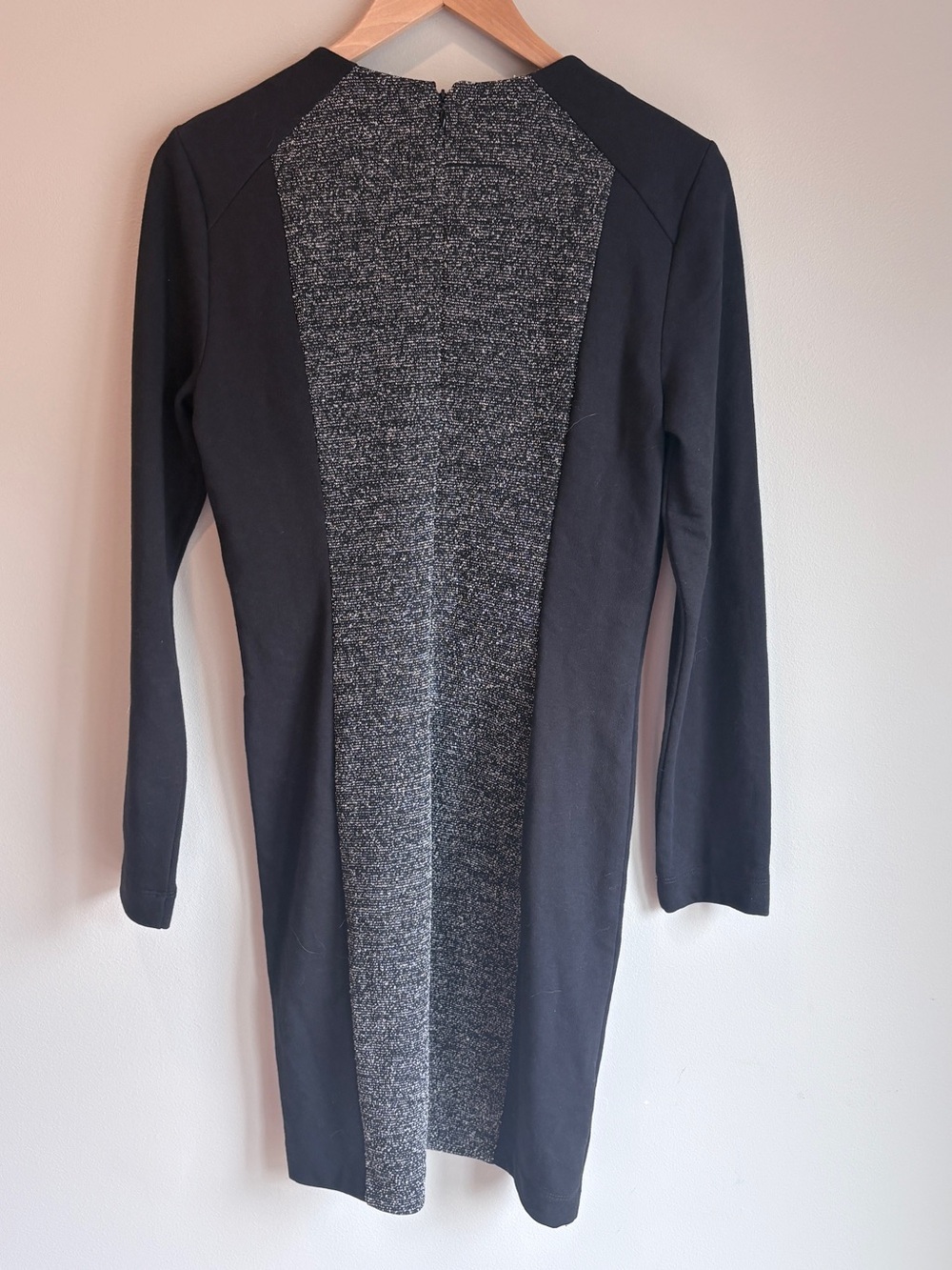 New LOFT Black with Charcoal Textured Panel Long Sleeve Sheath Dress Small - Picture 3 of 3